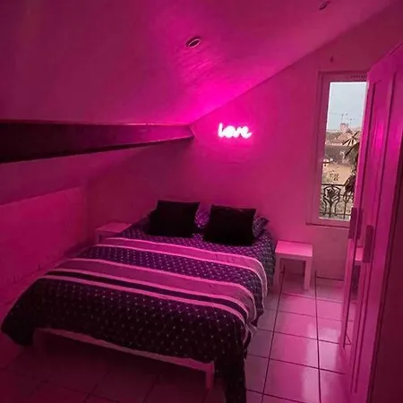 Nid Douillet Proche Paris *
